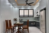 Cho thuê nhà LÀM SPA, KD ONLINE, VP Phố Hoàng Ngọc Phách, Đ.Đ, 50m2, 4 tầng, 25 triệu